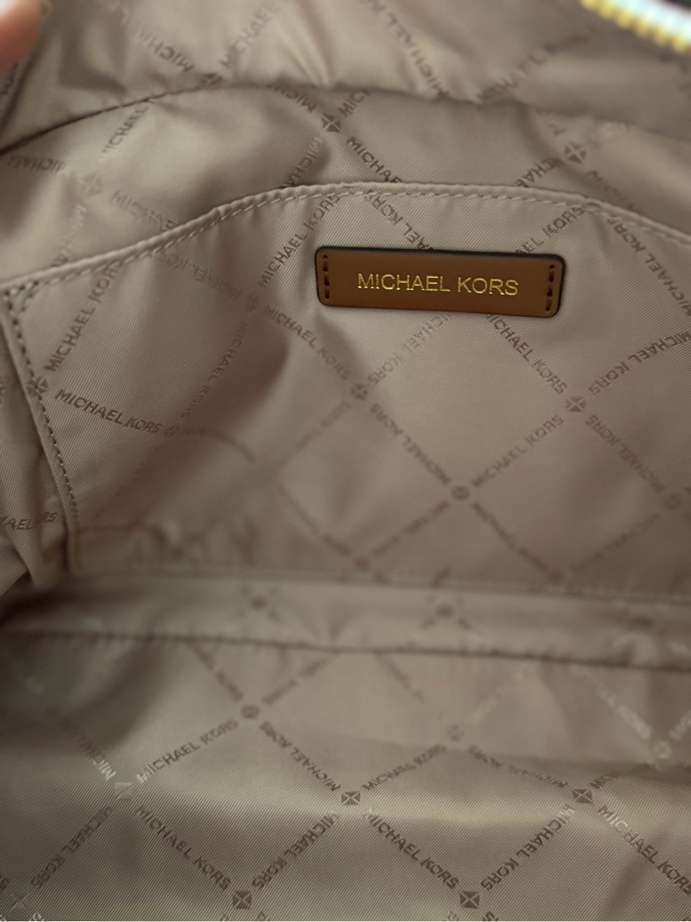 Michael Kors Cecilia Brown and Tan Shoulder Bag - Picture 8 of 9